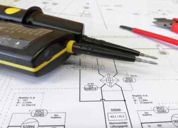 Conception et mise en œuvre d’installations électriques adaptées à vos besoins. Nous réalisons l’analyse de vos installations et concevons des systèmes fiables et optimisés, en phase avec les contraintes de vos bâtiments et vos objectifs de performance.